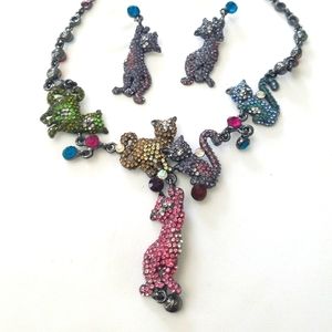 Vintage Cat rhinoceros necklace and earrings